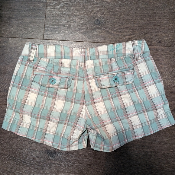 Garage Plaid Shorts - Picture 4 of 7